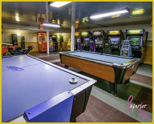 Suites At Attitash Mountain Village