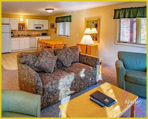 Suites At Attitash Mountain Village