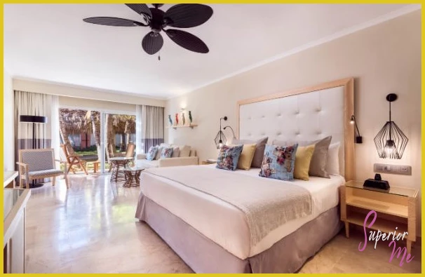 Grand Palladium Palace Resort & Spa